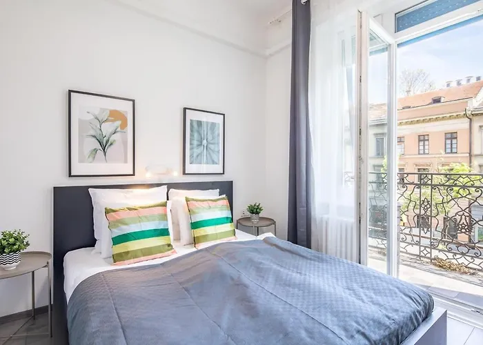 Absolute With Balcony Budapest