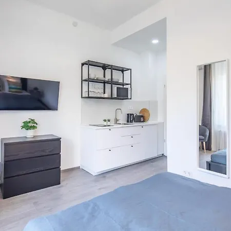 Absolute With Balcony * Budapest